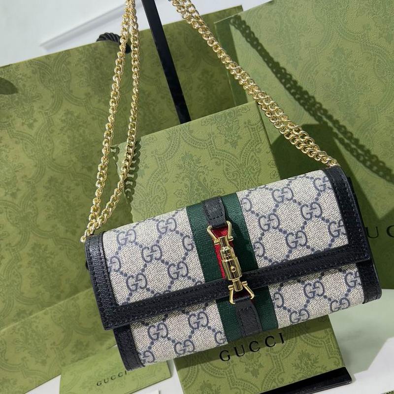 Gucci Handbags 377